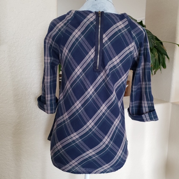 Calvin Klein Navy Plaid Lightweight Cotton Gauze Top - Size Small - Picture 2 of 5